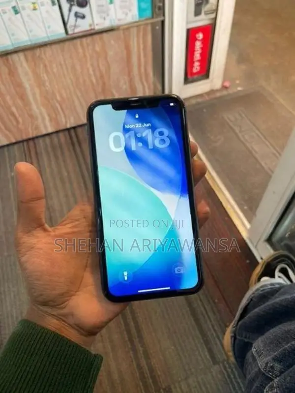 Apple iPhone 11 (Used)