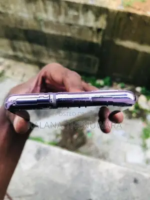 Samsung Galaxy S20FE 128Gb (Used)