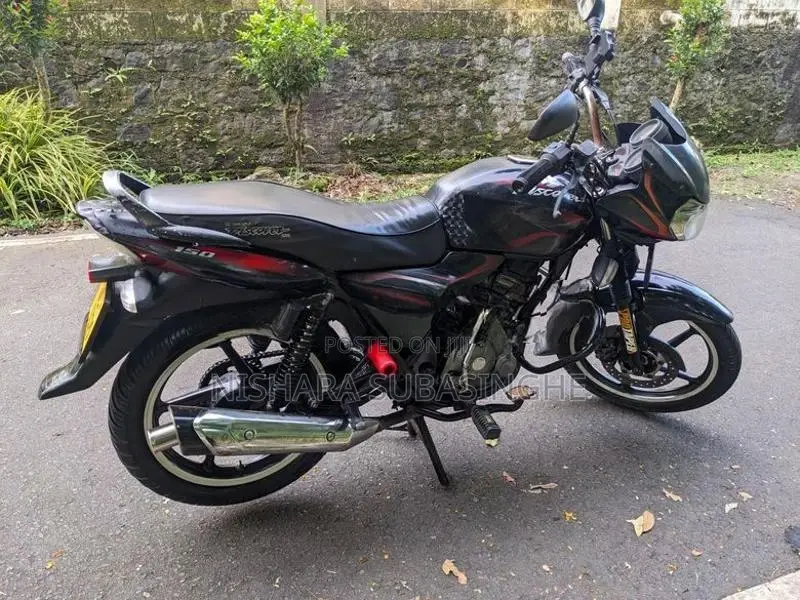 Bajaj Discover 2010