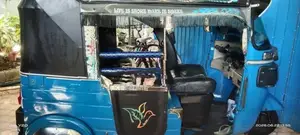 Bajaj RE 2015