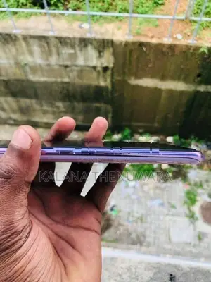 Samsung Galaxy S20FE 128Gb (Used)