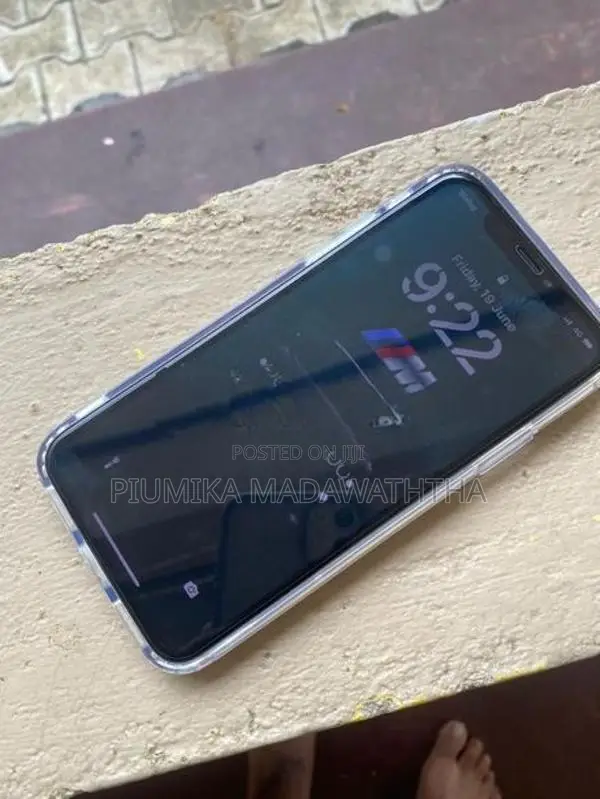 Apple iPhone X (Used)