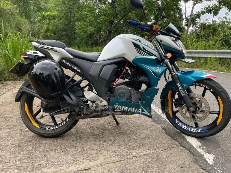 Yamaha FZs V2 2017