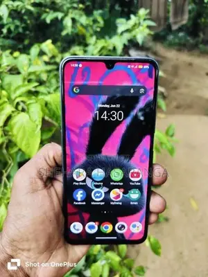 Vivo V25 5G (Used)