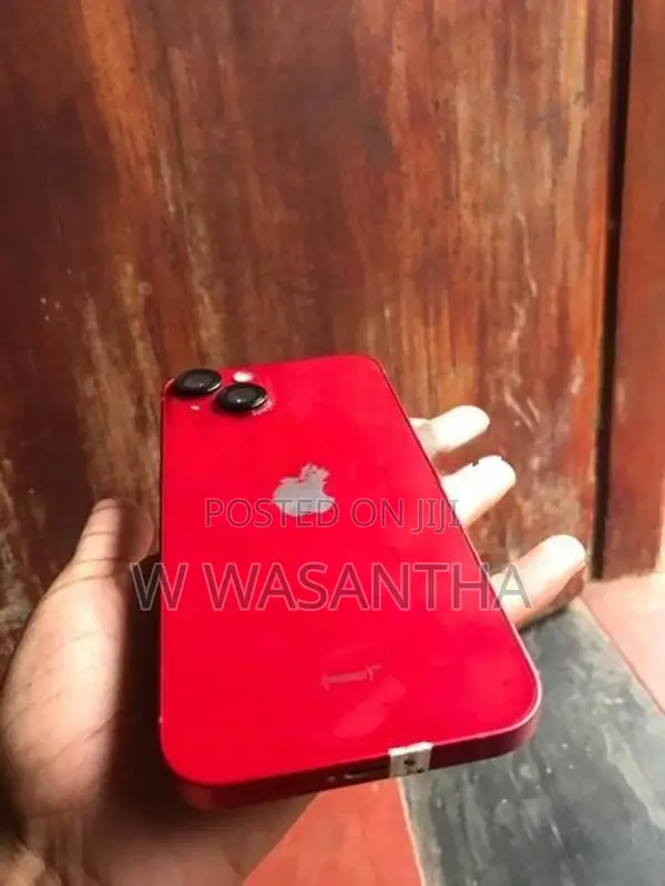 Apple iPhone 13 (Used)