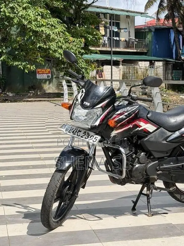 TVS Metro 2015