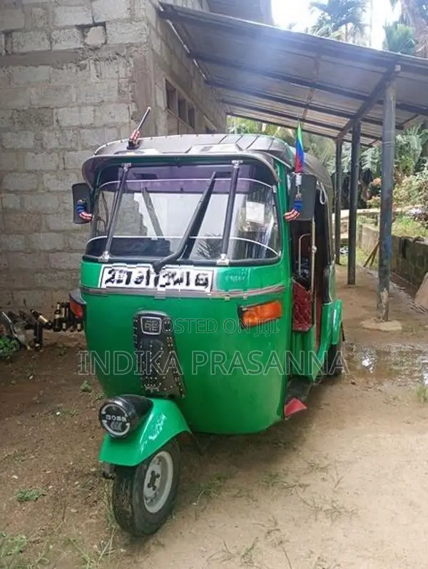 Bajaj RE 1992