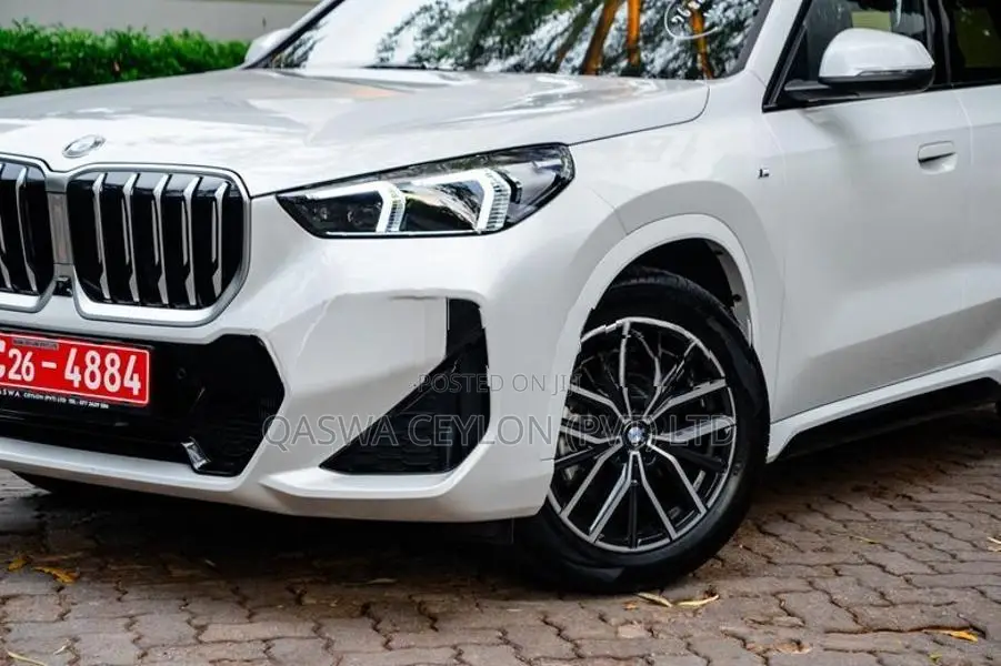 BMW X1 M-Sports - Sunroof 2025