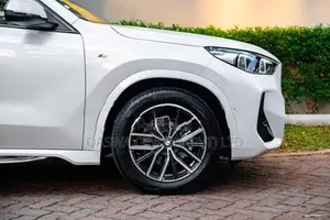BMW X1 M-Sports - Sunroof 2025