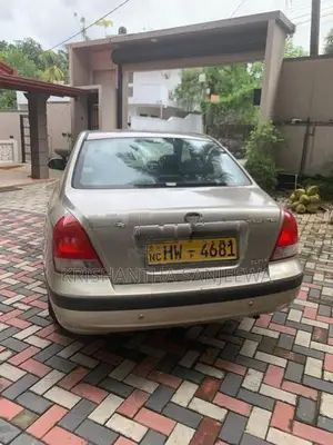 Hyundai Elantra 2003