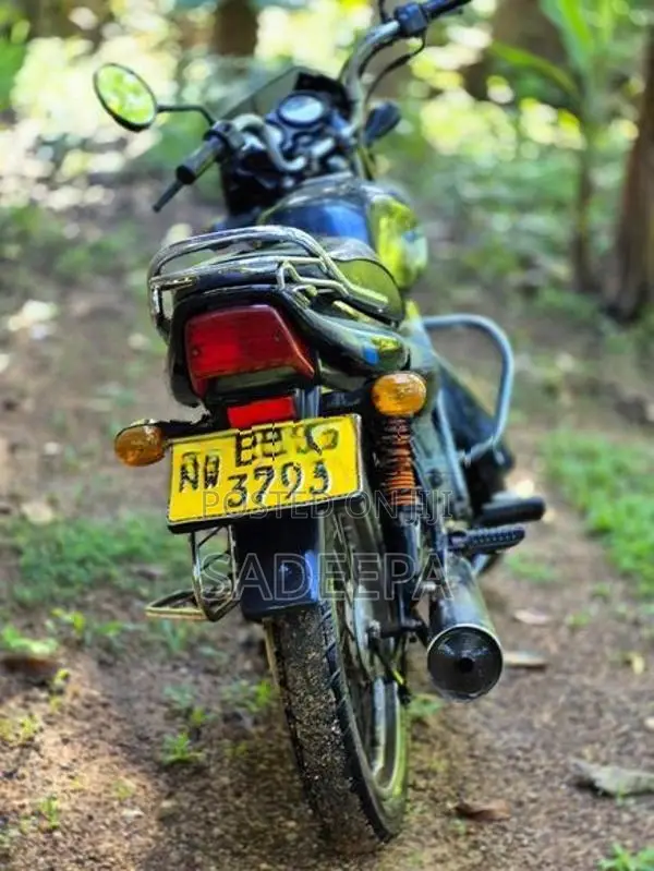 Bajaj CT100 BBK 2015