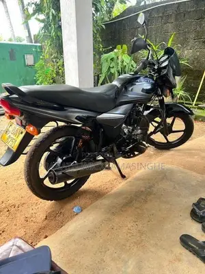 Bajaj Platina 100 2014