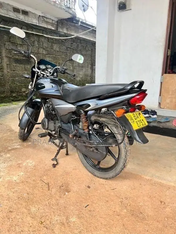Bajaj Platina 100 2014