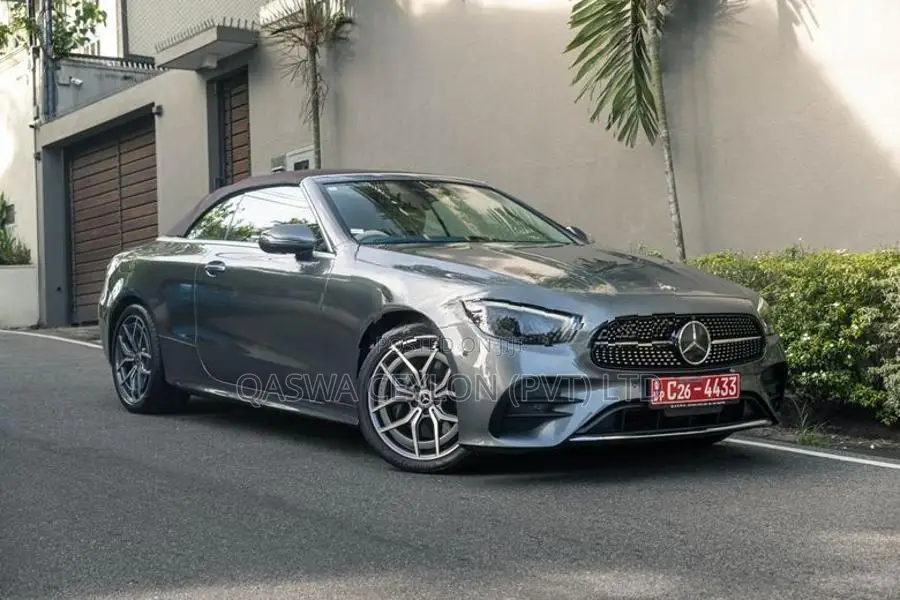 Mercedes Benz E200 Cabriolet AMG-P+ 2023