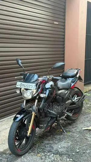 TVS Apache RTR 200 4V 2018