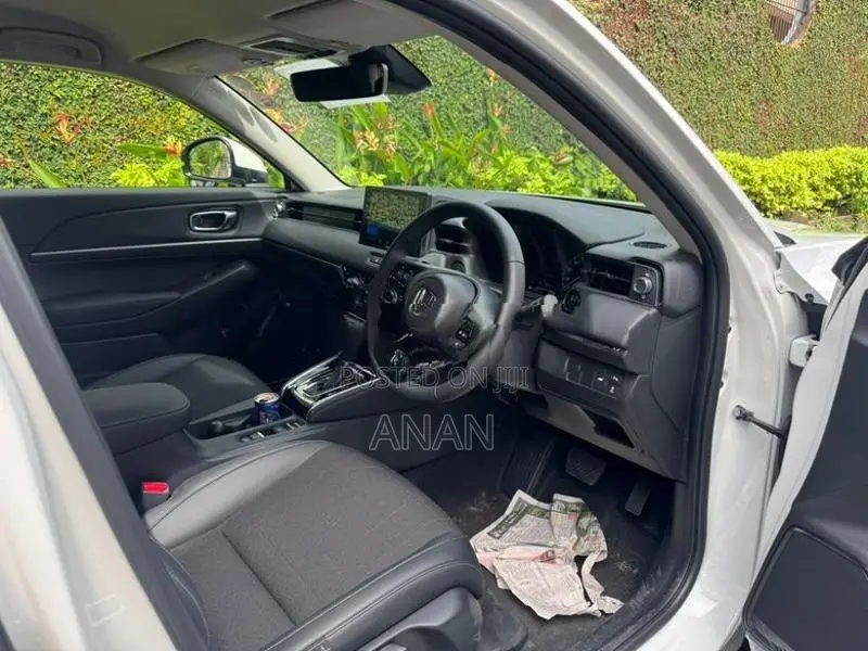 Honda Vezel Z 2025