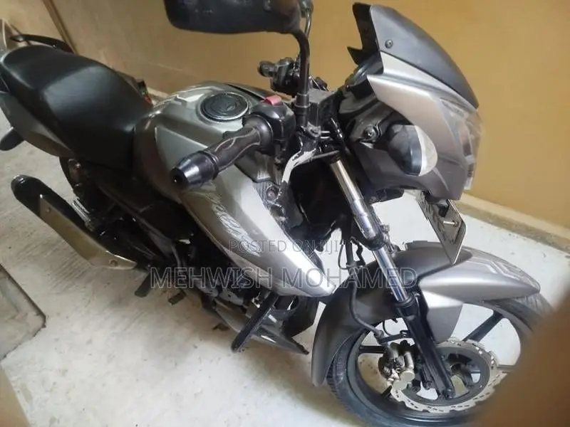 TVS Apache RTR 180 2013