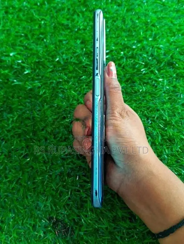 Vivo Y51A 8GB 128GB (Used)