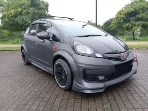 Honda Fit GP4 2012