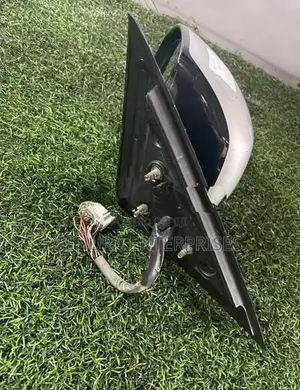 Nissan Skyline V36 Side Mirror Lh (Wire 17)
