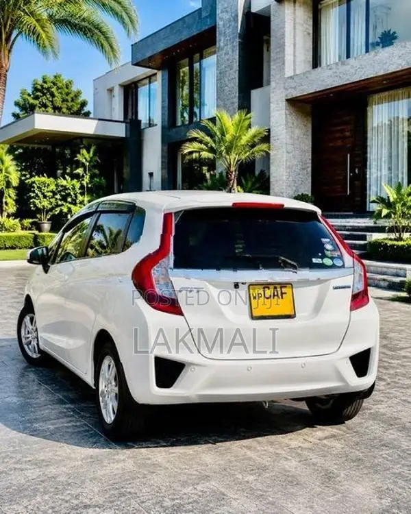 Honda Fit GP5 2015