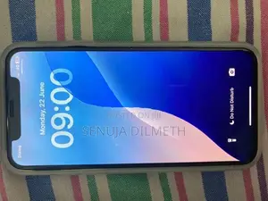 Apple iPhone XS (Used)