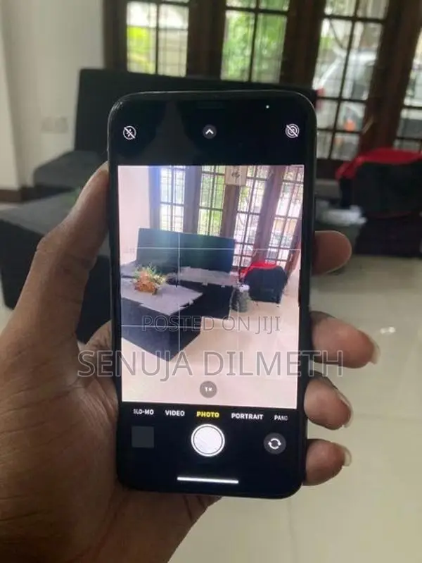 Apple iPhone XS (Used)