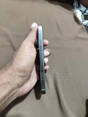 Apple iPhone 15 Pro used (Used)