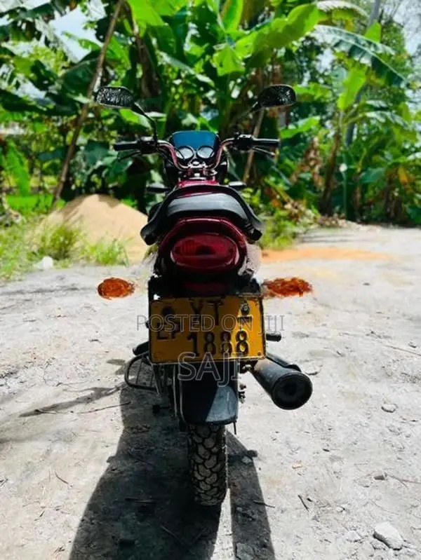 Bajaj Platina 125 2012