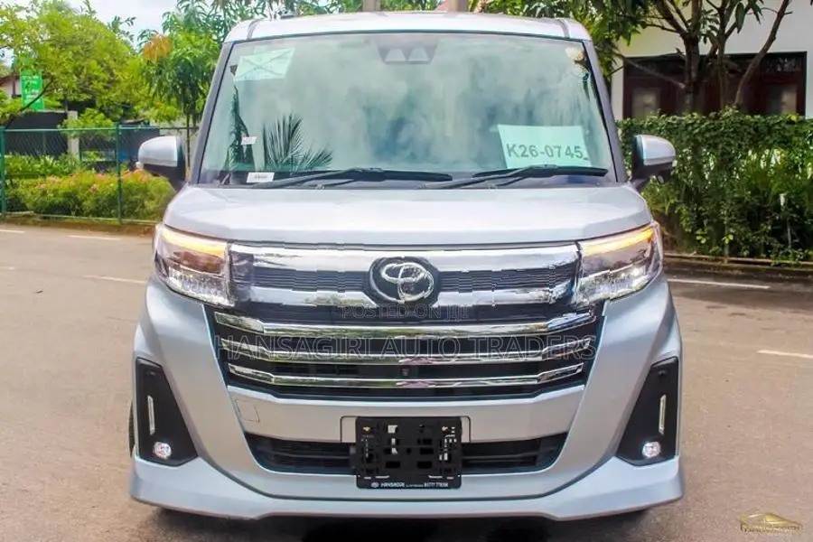 Toyota Roomy 2023