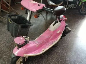 Honda Pink 50cc Petrol 1998