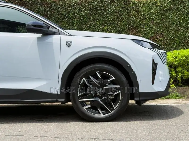 Peugeot 5008 2025