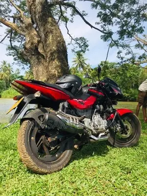 Bajaj Pulsar 150 2015