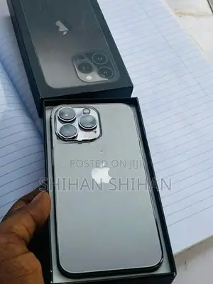 Apple iPhone 13 Pro (Used)