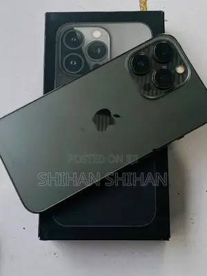 Apple iPhone 13 Pro (Used)