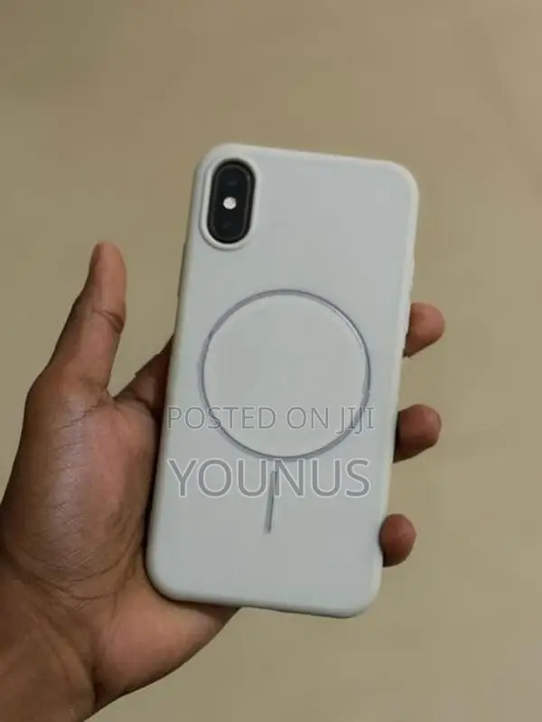 Apple iPhone XS (Used)