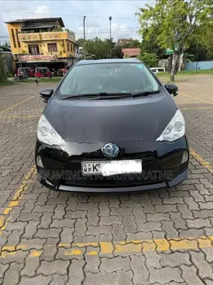 Toyota Aqua 2013