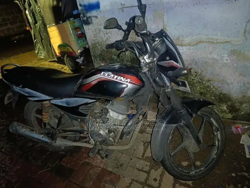 Bajaj Platina 123 2012