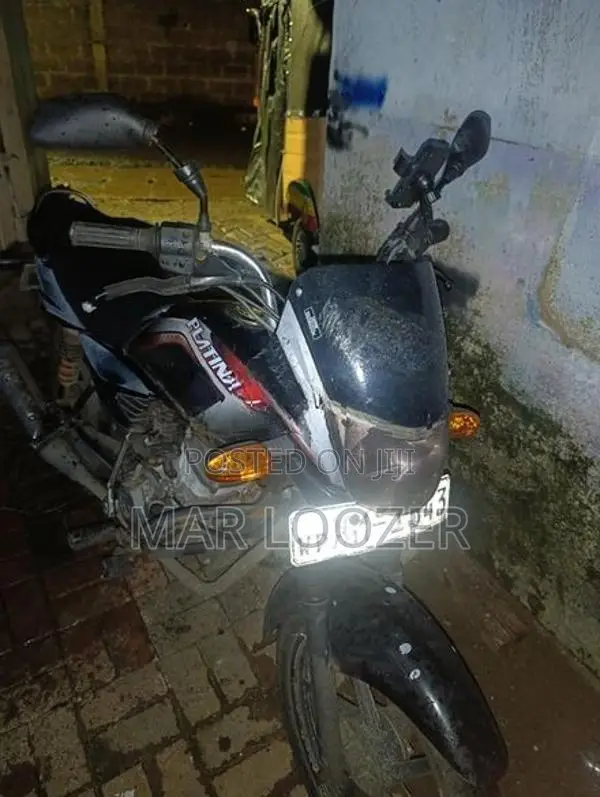 Bajaj Platina 123 2012