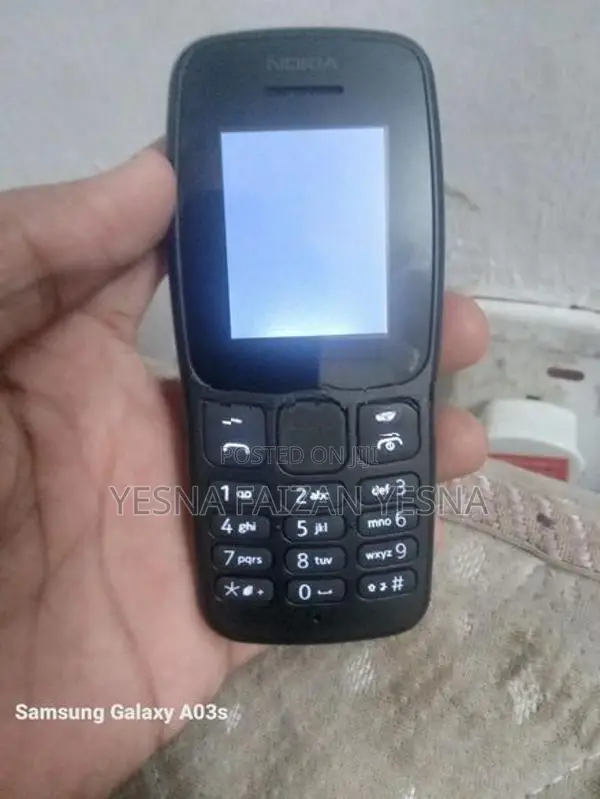 Nokia 105 Button Phone (Used)