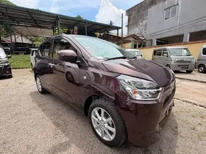 Daihatsu Mira 2025