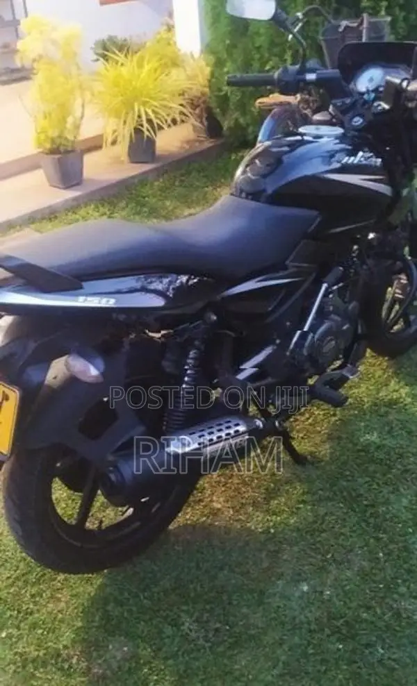 Bajaj Pulsar 150 2018