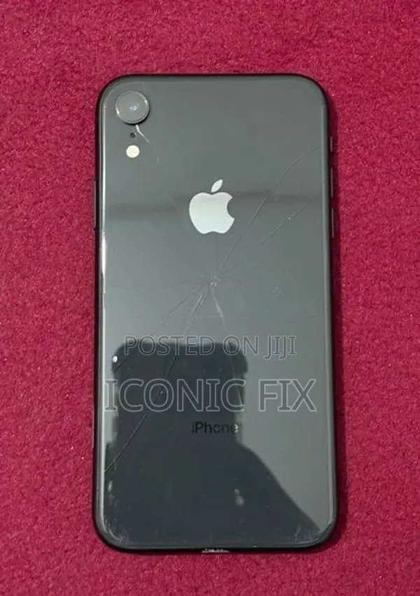 Apple iPhone XR (Used)