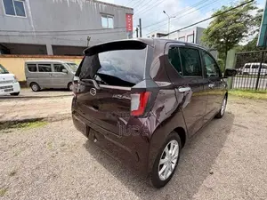 Daihatsu Mira 2025