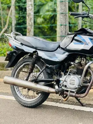 Bajaj CT100 2010