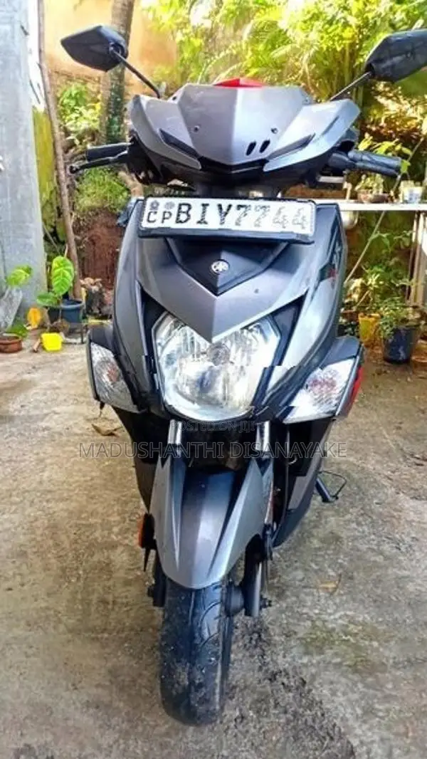 Yamaha SZR 2019