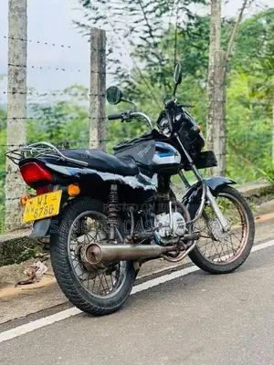 Bajaj CT100 2010
