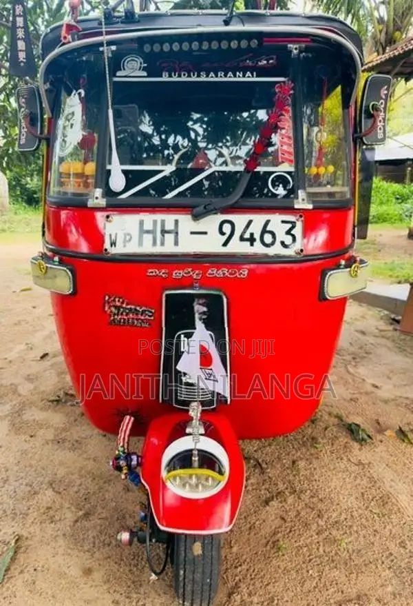 Bajaj RE 2004