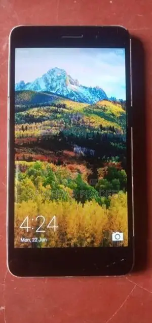 Huawei Y6 (Used)