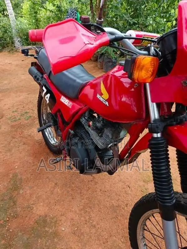 Honda XLR 125 2000